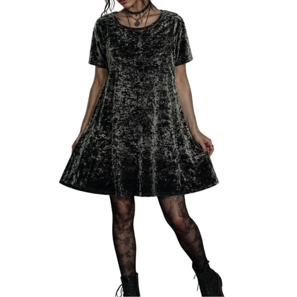 POL Sage Green Crushed Velvet Mini Dress M Whimsigoth Casual Dark Fairy Earthy